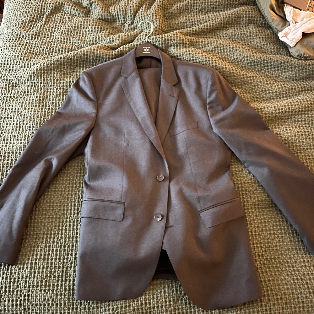 Charcoal Hugo Boss Full suit size 42R